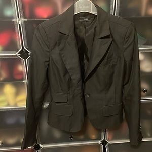 Suzy Shier button up dress coat!